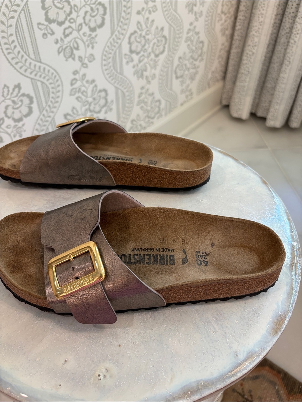 Birkenstock Metallic Bronze Single-Band Slide with Gold Buckles - Picture 4 of 6